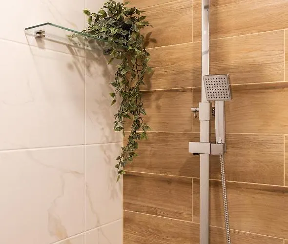 Luxury Living High-end Amenities And Great Location By Flat Mаnager * Sofie