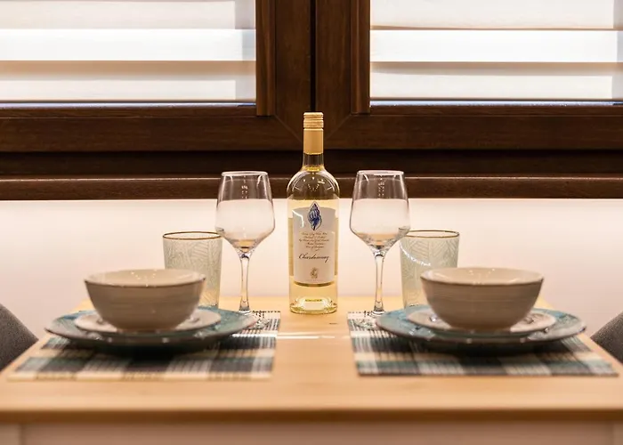 Luxury Living High-end Amenities And Great Location By Flat Mаnager Apartmán