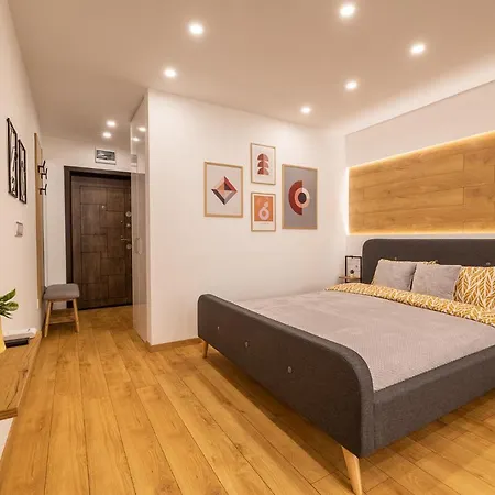 Apartment Luxury Living High-end Amenities And Great Location By Flat Mаnager