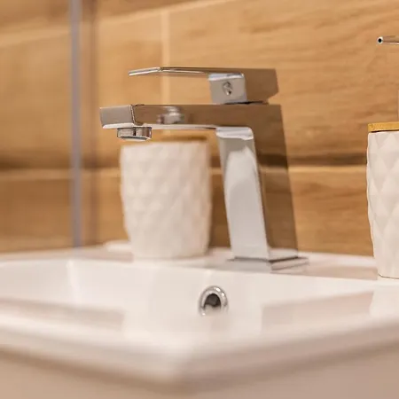 Luxury Living High-end Amenities And Great Location By Flat Mаnager