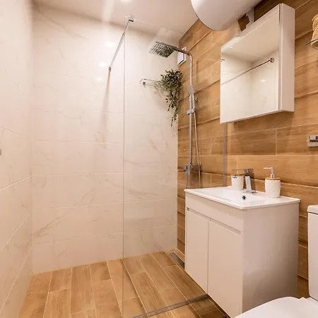 Luxury Living High-end Amenities And Great Location By Flat Mаnager * Sofia