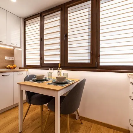 Luxury Living High-end Amenities And Great Location By Flat Mаnager סופיה