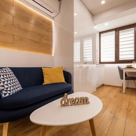 アパート Luxury Living High-end Amenities And Great Location By Flat Mаnager ソフィア